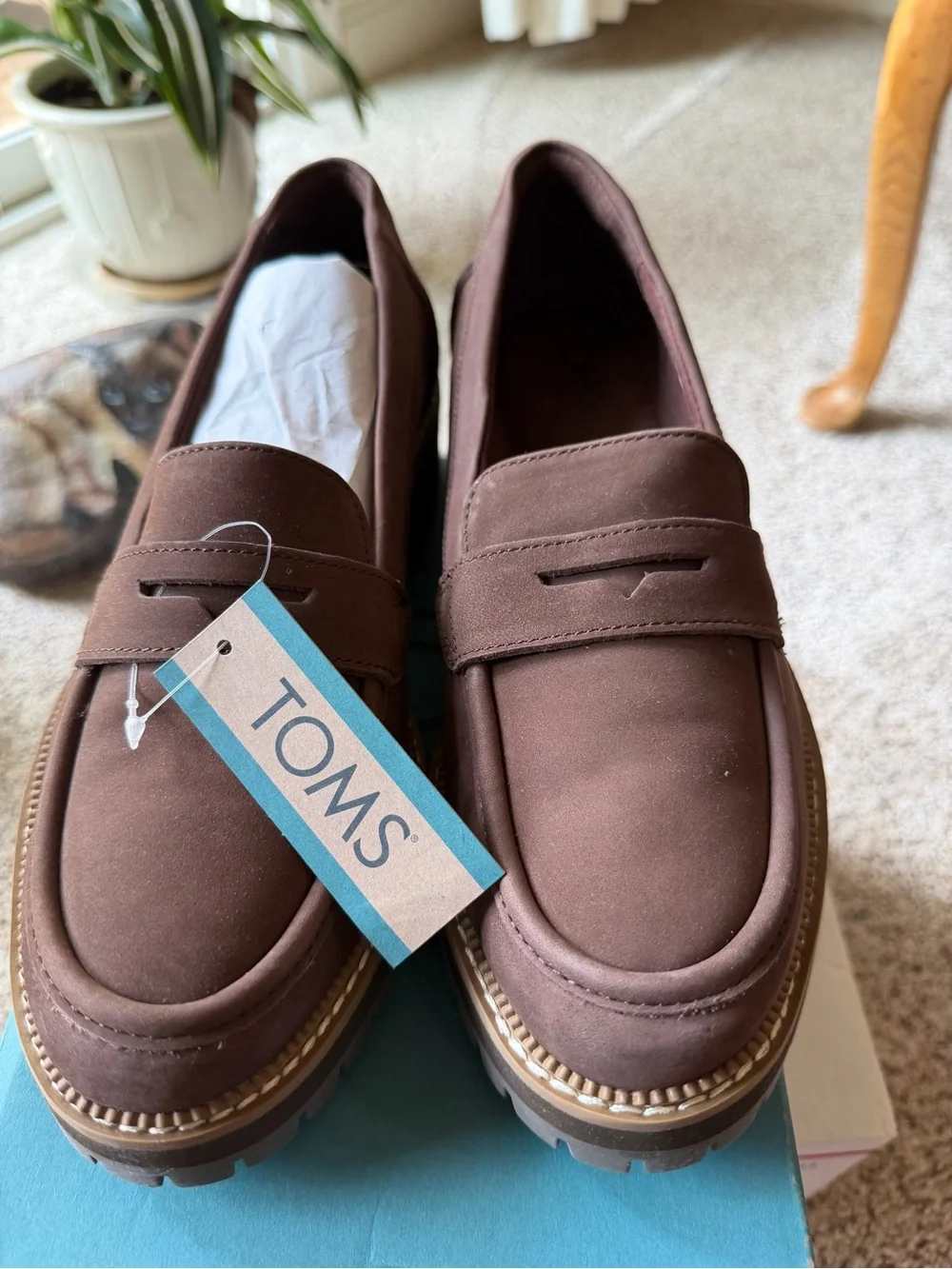 Toms Women's Oak Brown Leather Flats
